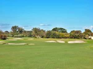 Royal Melbourne (West) 18th Approach